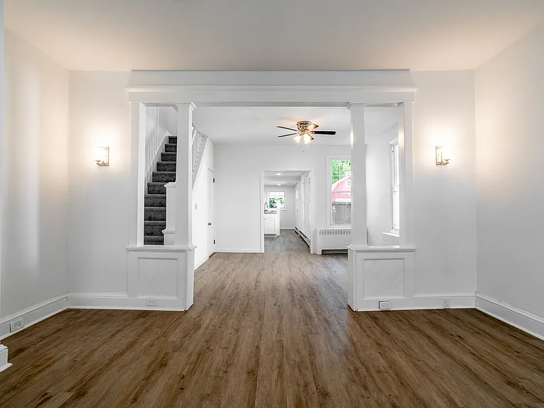 170 Mill St — Photo 2
