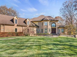 4897 Aljoann Rd, Brighton, MI 48116