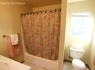 8449 Cochise Dr, Howard City, MI 49329