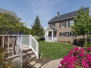 11 Norwood Ave, Rockport, MA 01966