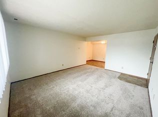 6300 S 96th St #7-53, Omaha, NE 68127