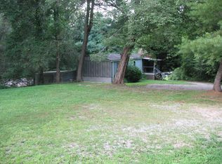103 Sunshine Dr, Horse Shoe, NC 28742