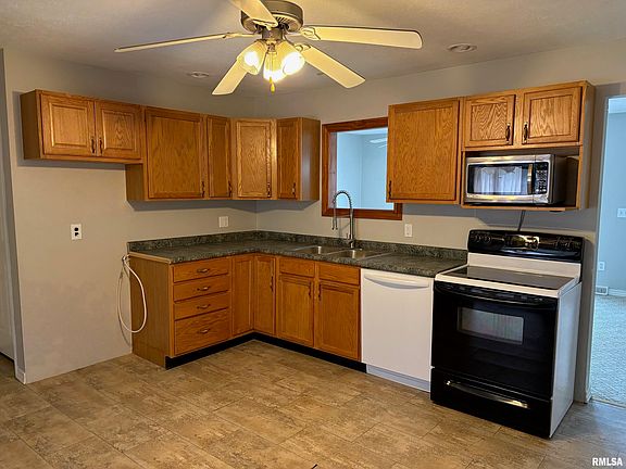 5th image of 1013 Coronado W