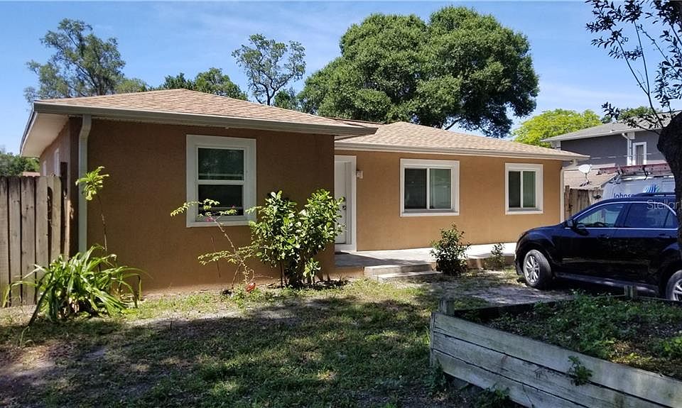 1st image of 2205 W Okaloosa Ave