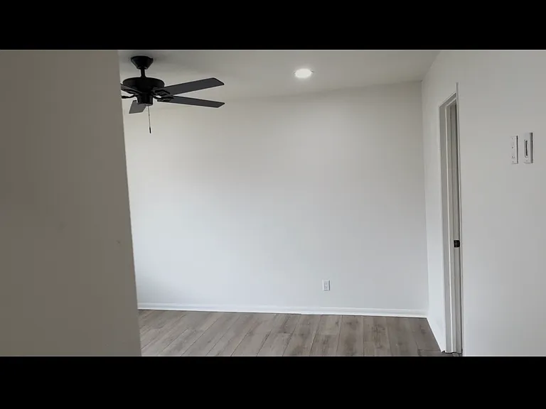 670 Lanier St — Photo 9