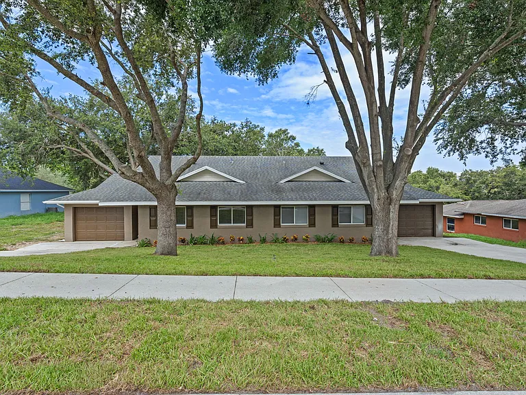 231 Ridgecrest Loop — Photo 1