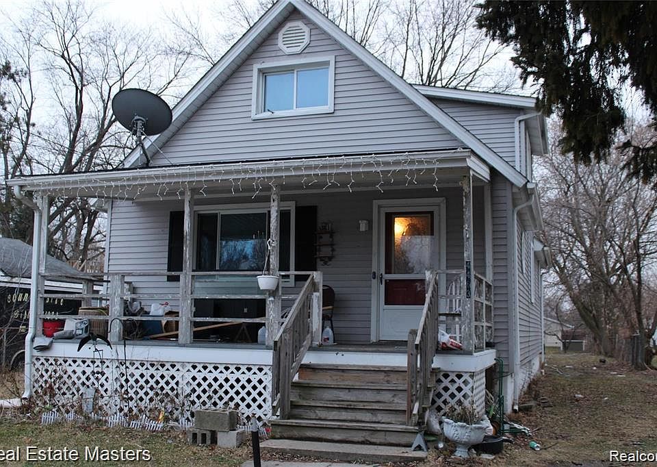 1st image of 4463 Fairway Dr