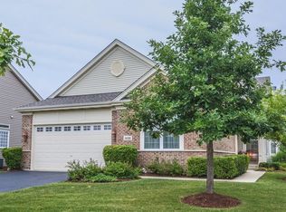 1488 Mansfield Dr, Aurora, IL 60502