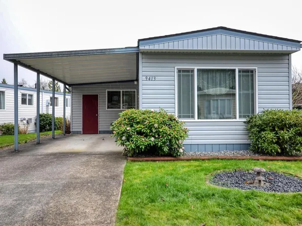 9413 Brookwood Dr, Sidney, BC V8L 4H1