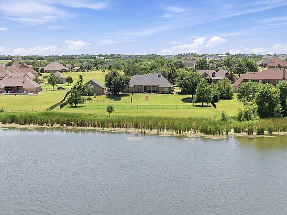 4th image of 12 Granite Ridge Dr