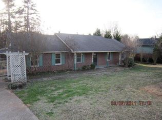 284 Fiddlers Trl, Auburn, GA 30011