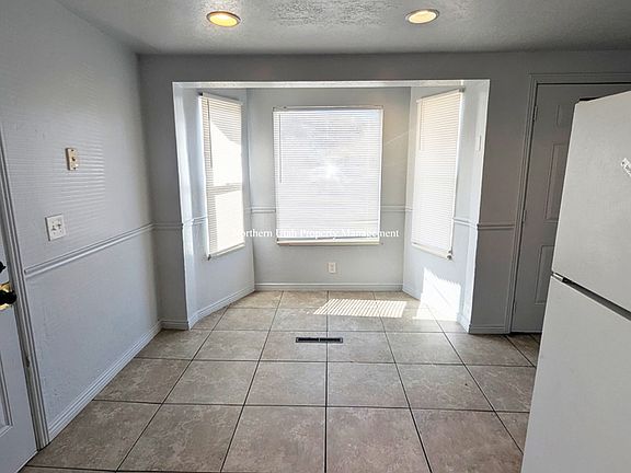 5 Dining Area_03112025