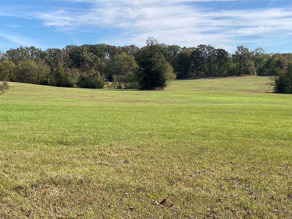 1st image of 901 Sycamore Bend Loop
