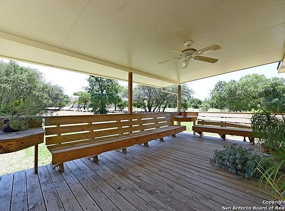 3rd image of 225 County Road 3829