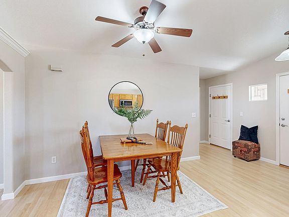 4th image of 2425 Winter Park St