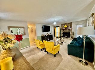 1130 Stone Ridge Dr, Lawrenceville, GA 30046