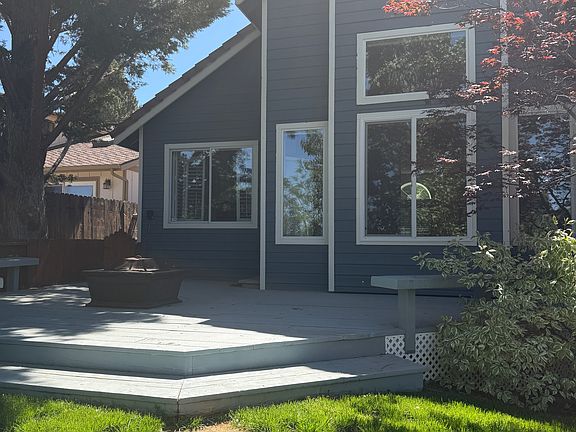 2nd image of 3651 Hemlock Way
