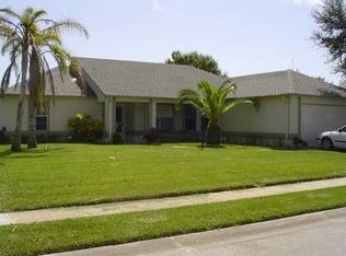 4331 Silver Lake Dr, Melbourne, FL 32901