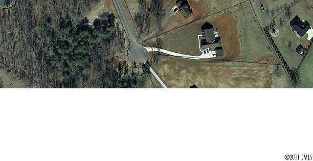 2nd image of L33 Lone Poplar Dr Unit 33