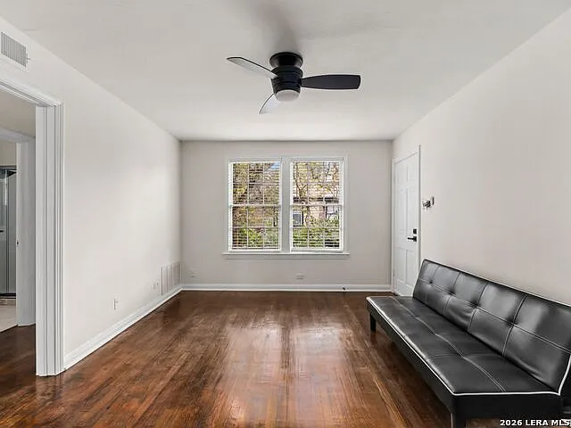 204 E Rosewood Ave #1 — Photo 16