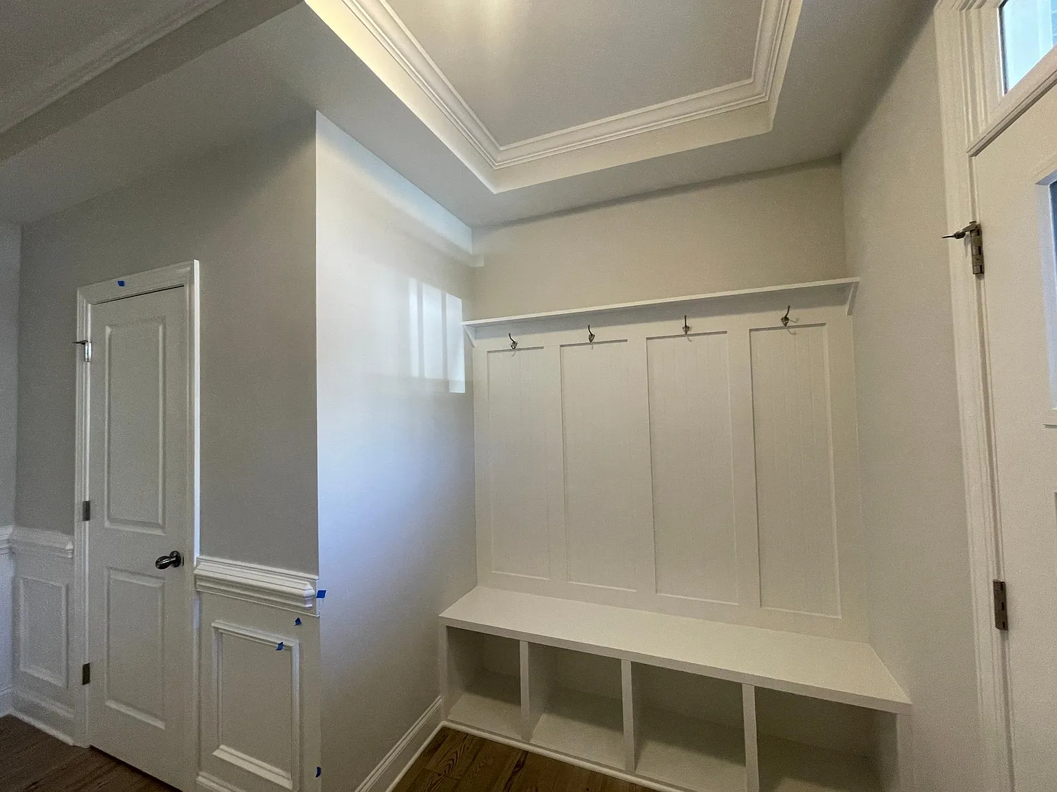 3 bed, 2.5 bath, 1817 sqft, $2,300 — Photo 2
