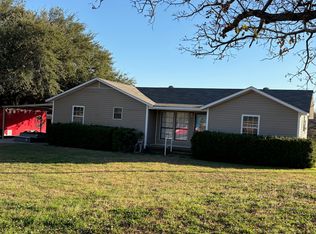 1814 Sunset Dr, Joshua, TX 76058