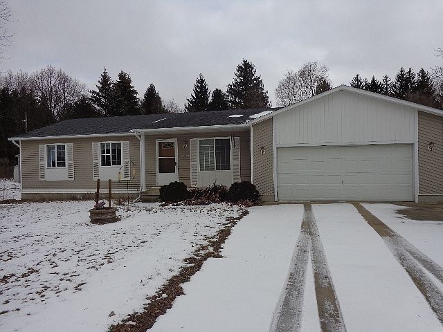 1st image of 11020 Bare Dr