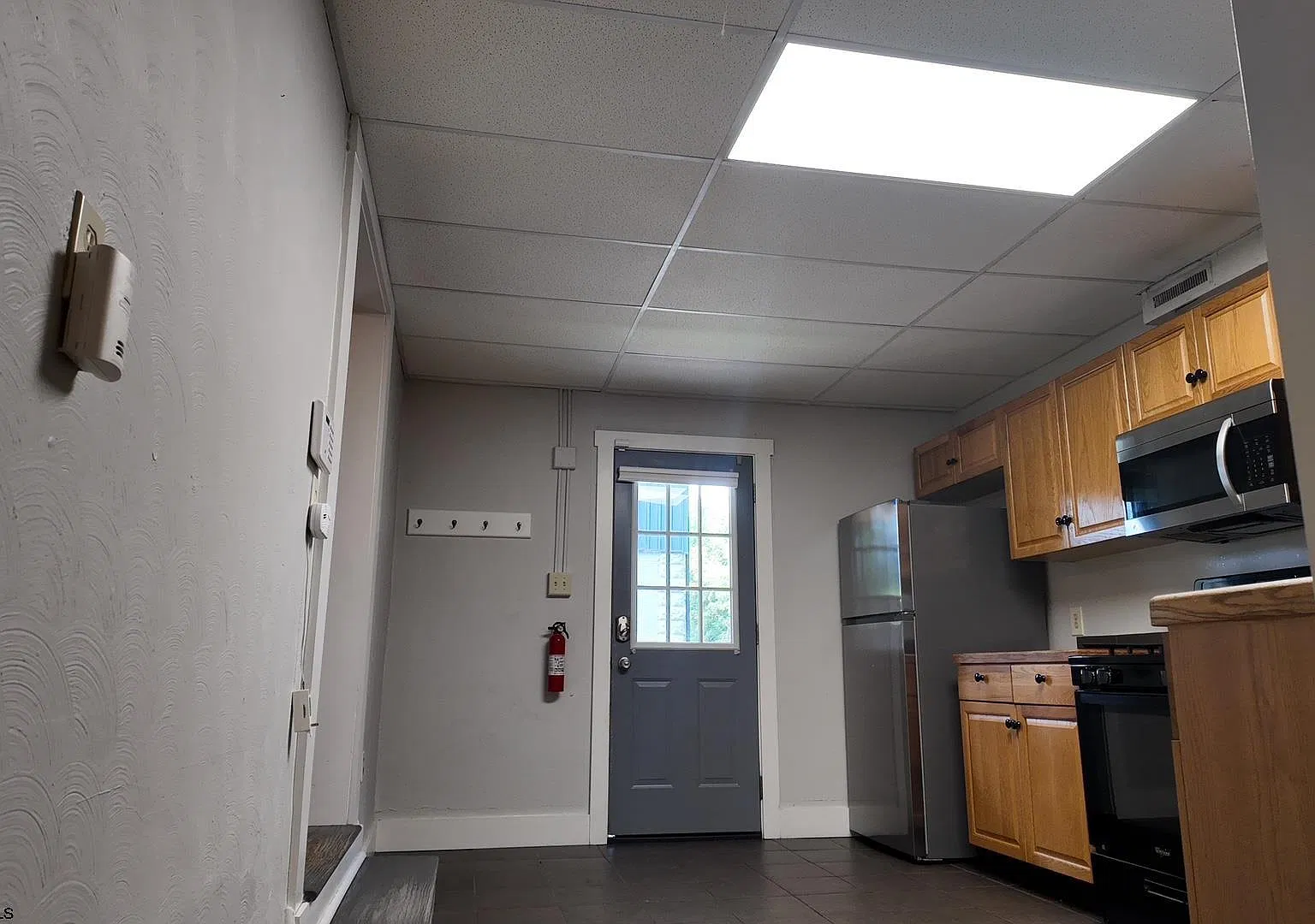 1 bed, 1.0 bath, $950 — Photo 3