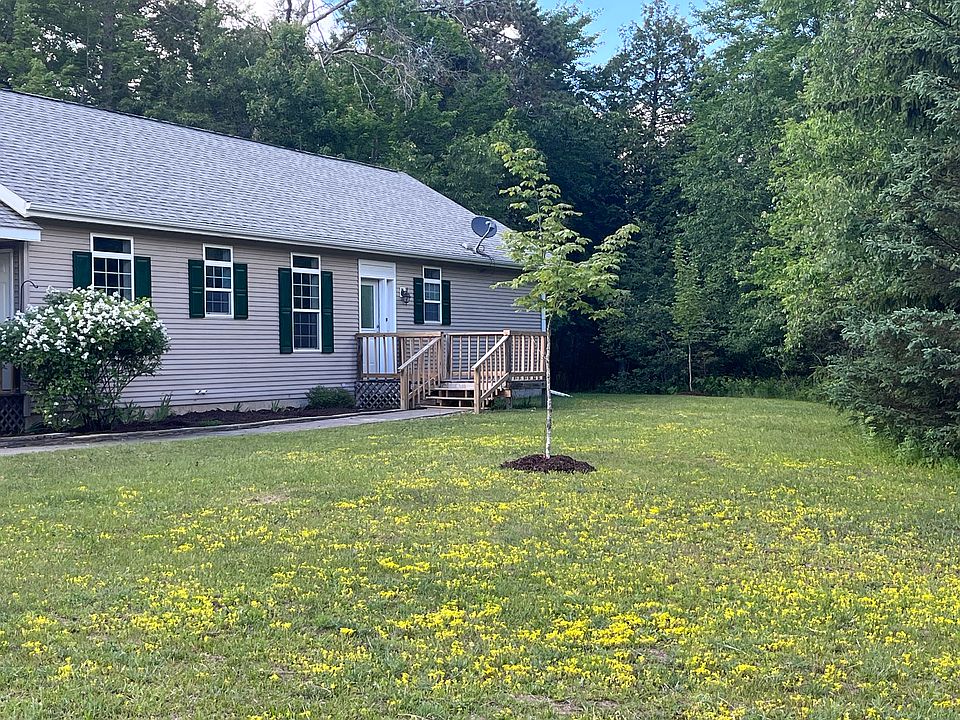 1st image of 104 N Park Dr