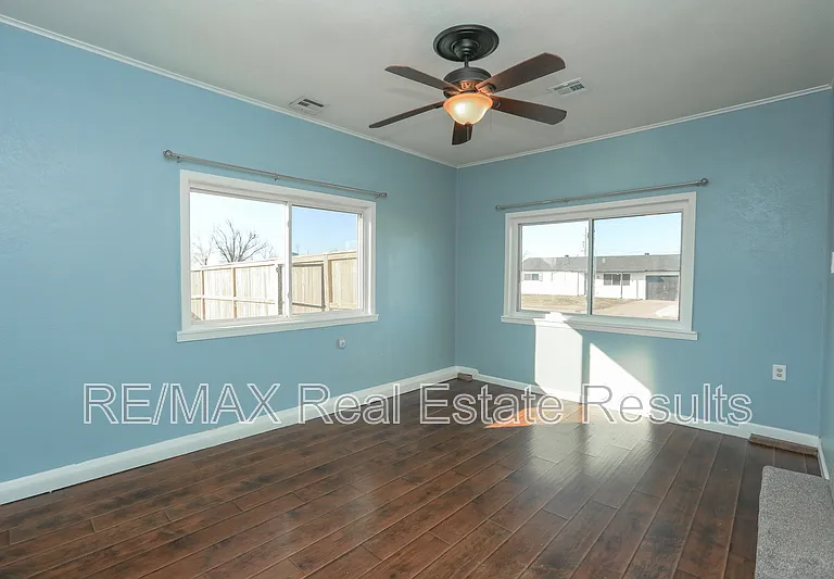 1314 W Margaret Pl — Photo 14