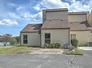 780 Hamilton Rd APT M1, Blountville, TN 37617