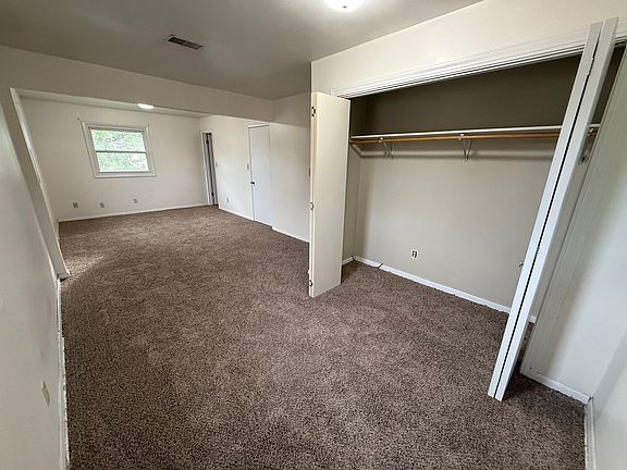 3rd image of 2308 S Hennepin St
