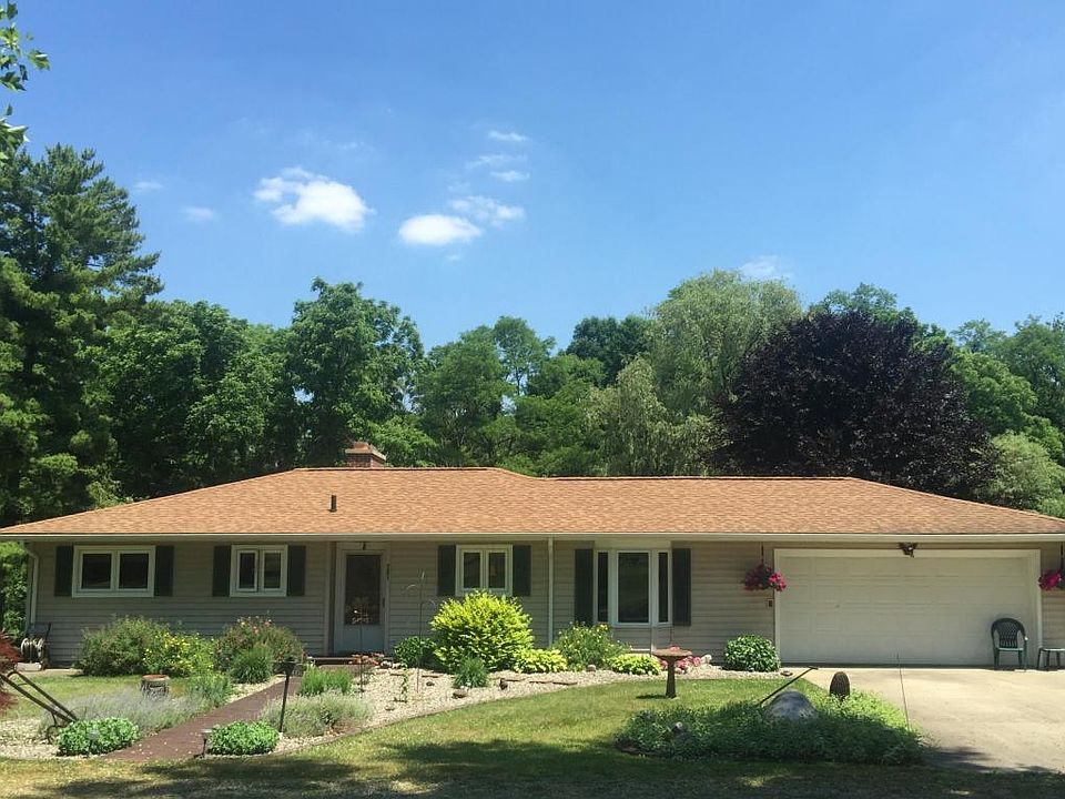 1st image of 281 Marvin St