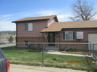 706 E Strong Ave, Trinidad, CO 81082