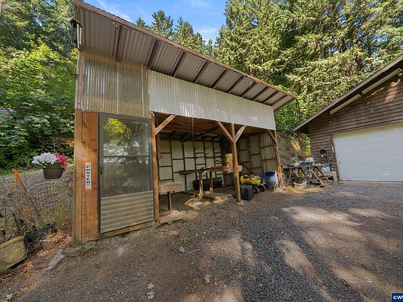 5th image of 27020 Reese Creek Rd