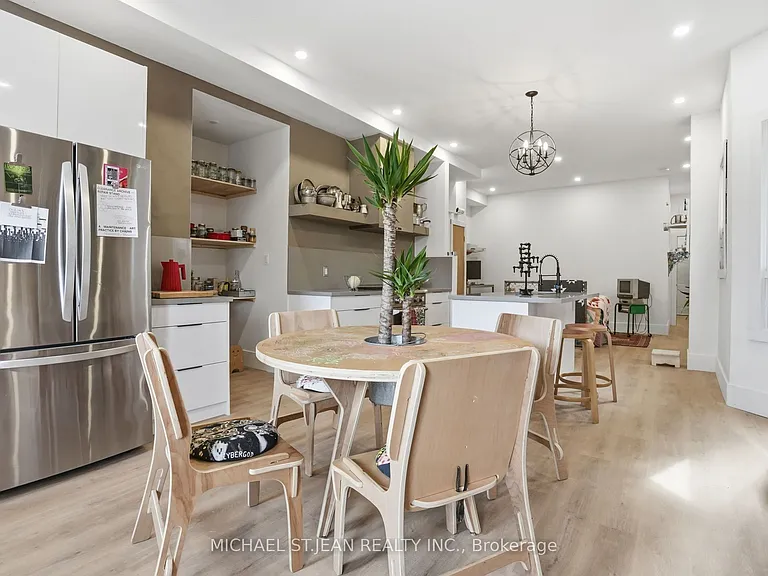 472 Barton St E #UPPER — Photo 5