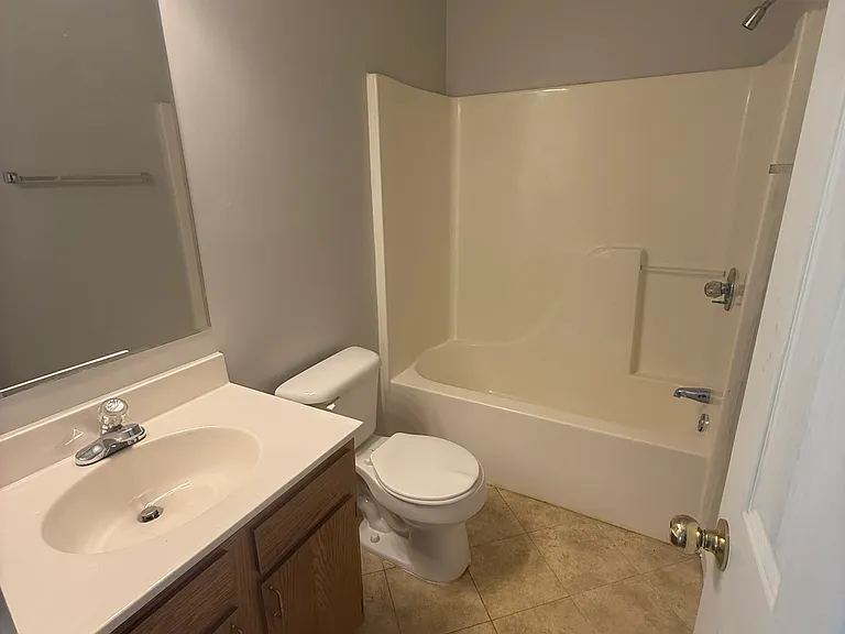 7662 Trey Oaks Ln — Photo 3
