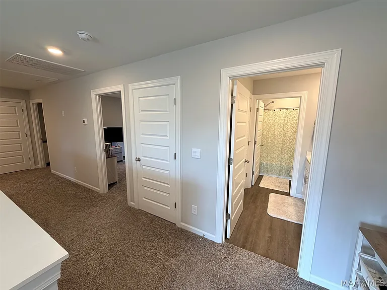 1620 Rosemary Park — Photo 21
