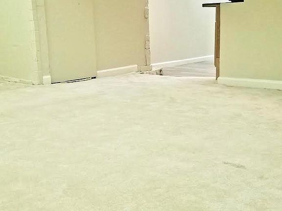5th image of 2810 Gough St #10C