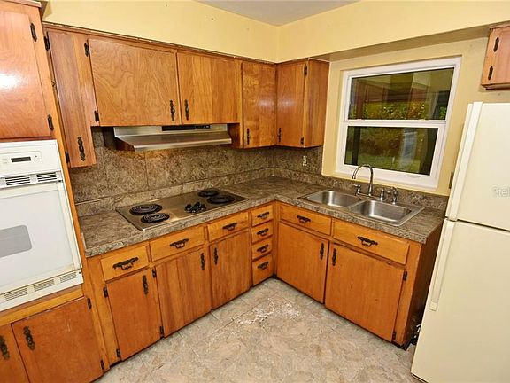 4th image of 202 S Palermo Ave