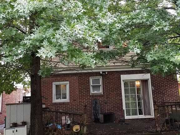 5th image of 444 Heberton Ave