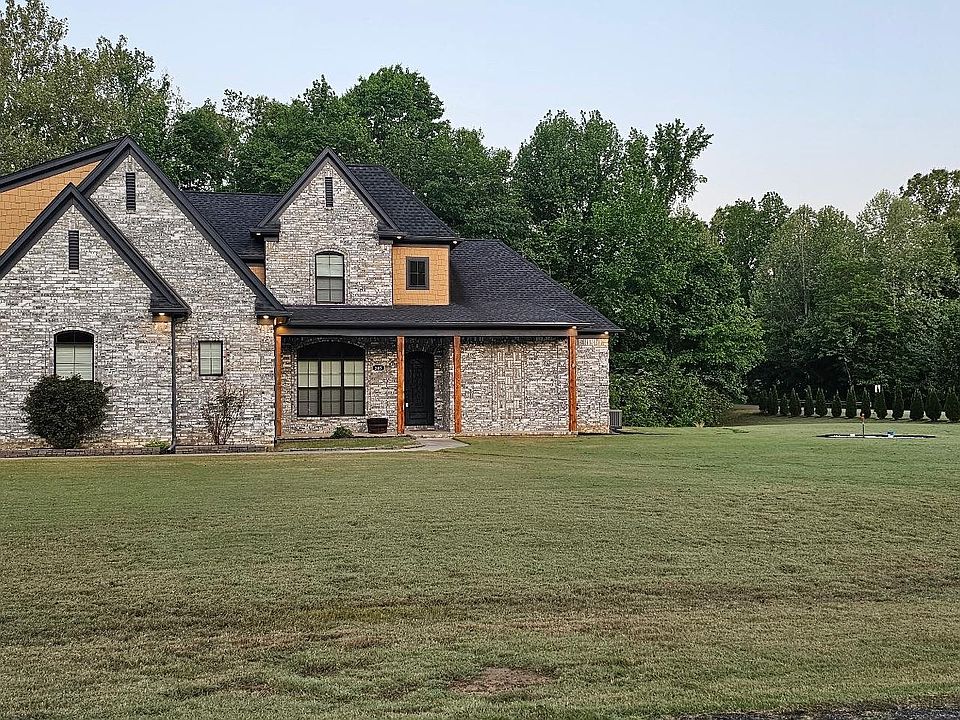1st image of 205 Hanover Dr