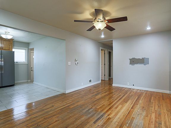 5th image of 1023 Ash St