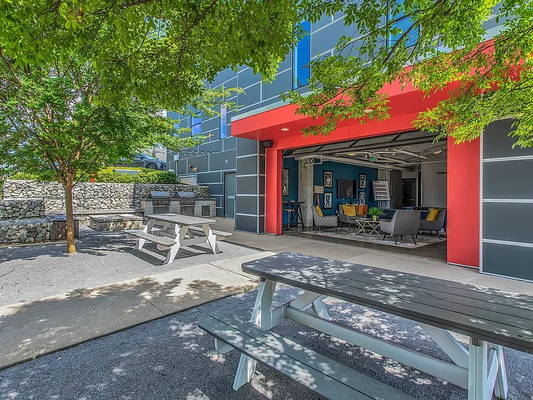 1900 12th Ave S #311 — Photo 33