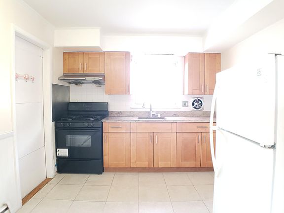4th image of 45-67 165th St Floor 2