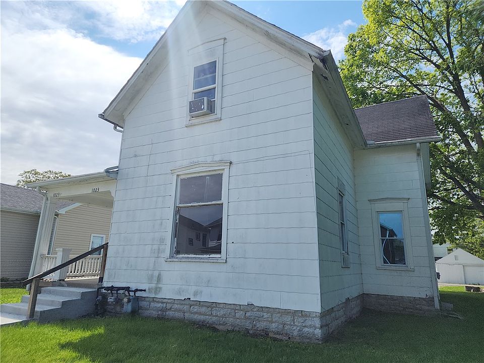 1st image of 1023 W North St
