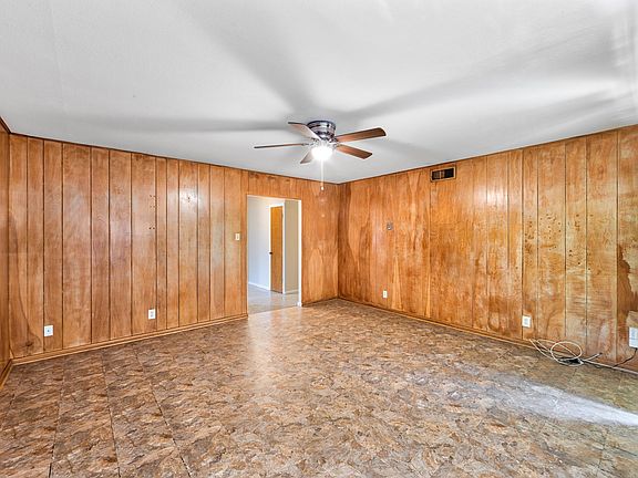 2nd image of 388 Overhill Dr