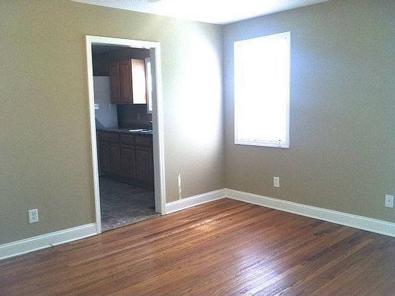 2nd image of 55 Chestnut Dr