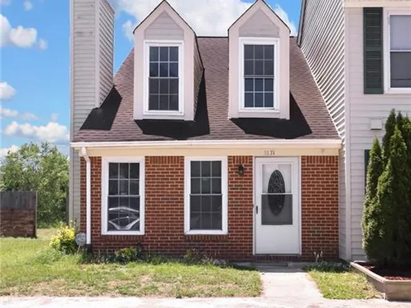 3871 Buchanan Dr, Virginia Beach, VA 23453
