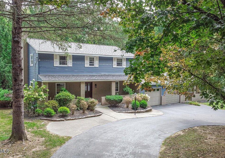 1st image of 2 Theresa Terrace